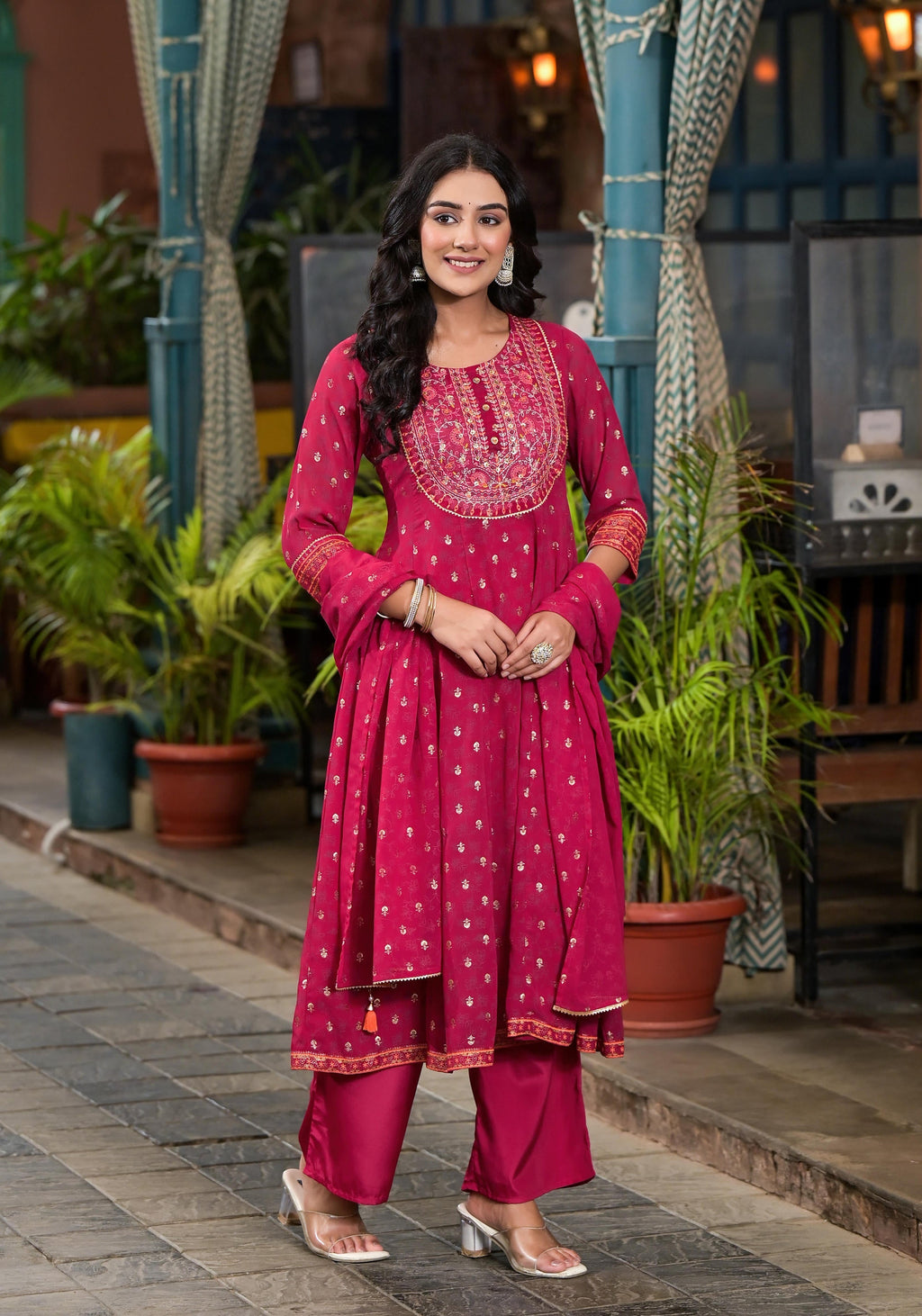 Juniper Women's Pink Georgette Printed Kurta Set
