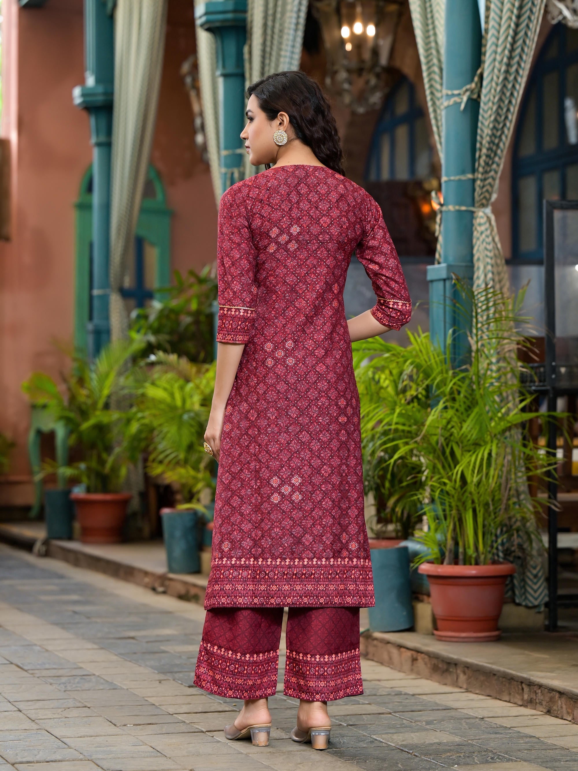 Juniper Women's Rust Ethnic Motif Printed Cotton Kurta Set With Thread Work & Sequins