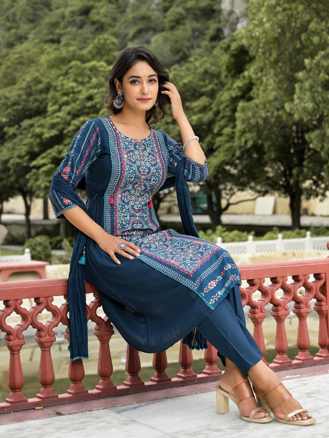 Juniper Women's Blue Floral Printed Liva Rayon Kurta Pant & Dupatta Set With Doris At Waist & Thread Work & Tassels
