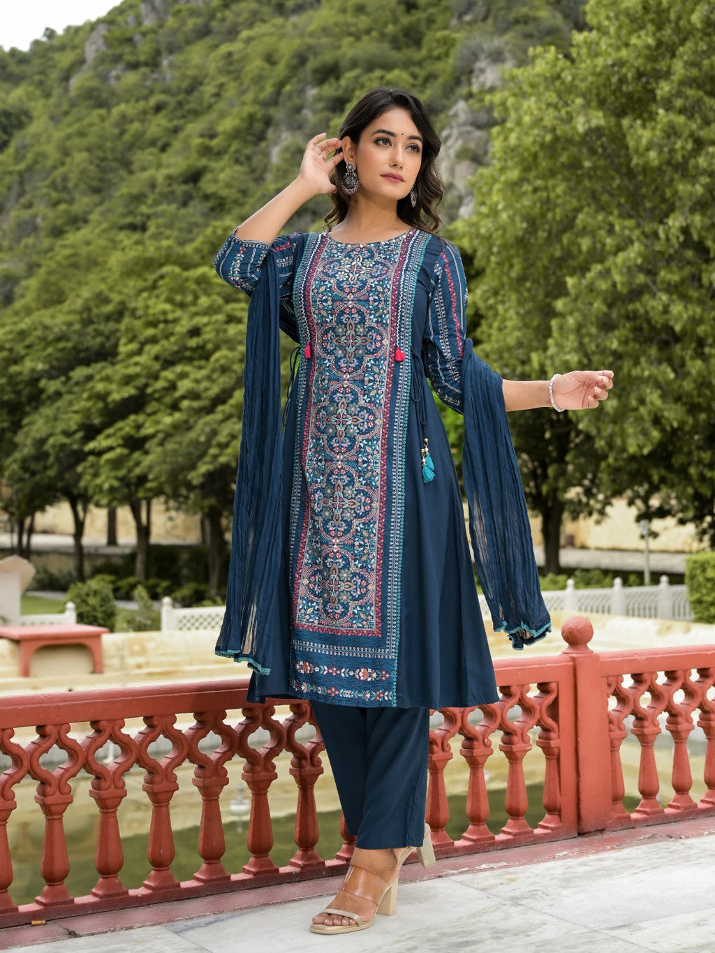 Juniper Women's Blue Floral Printed Liva Rayon Kurta Pant & Dupatta Set With Doris At Waist & Thread Work & Tassels