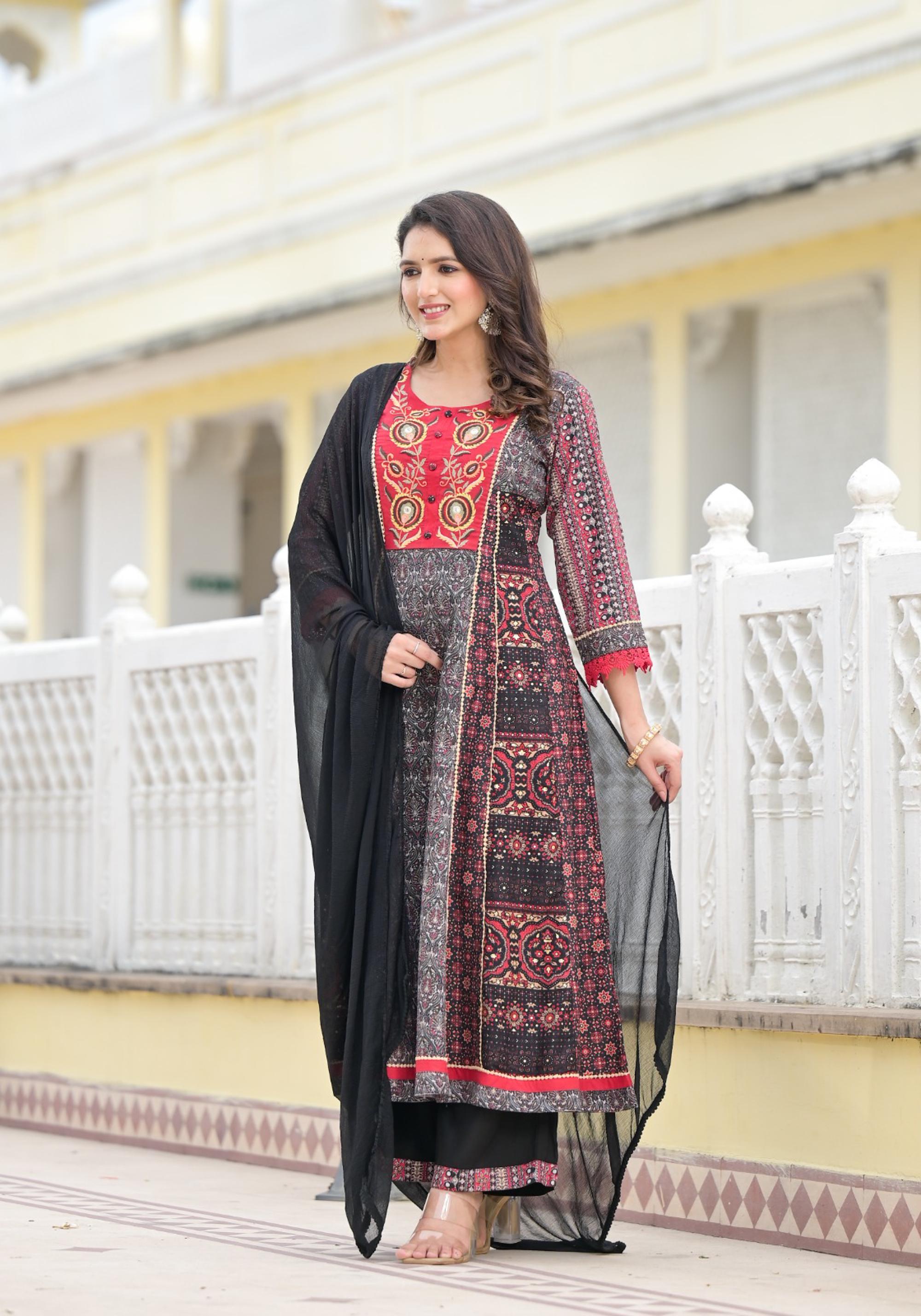 Juniper Women's Black Silk Blend Printed Kurta Set
