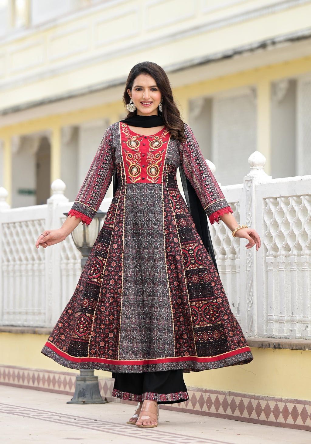 Juniper Women's Black Silk Blend Printed Kurta Set