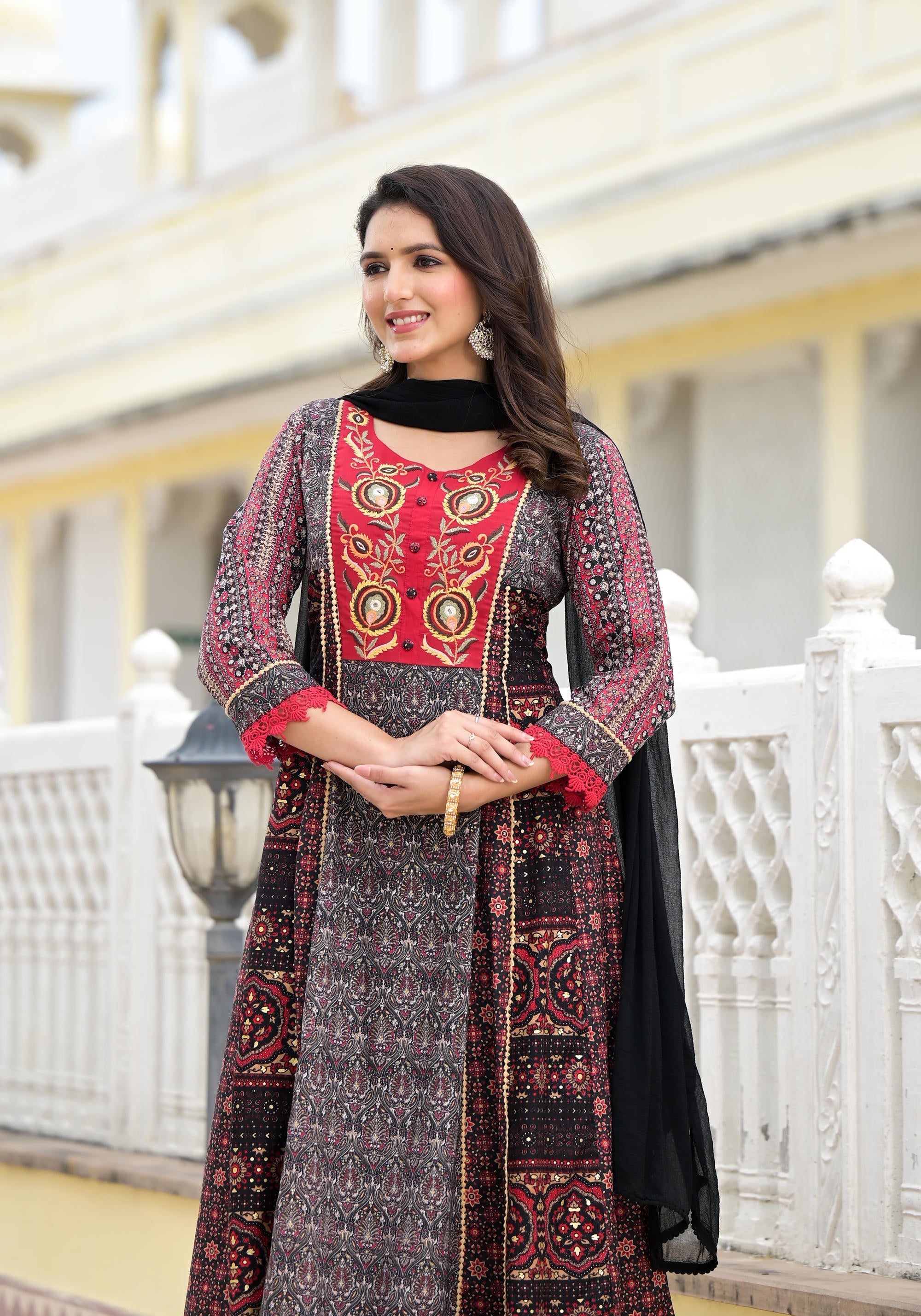 Juniper Women's Black Silk Blend Printed Kurta Set