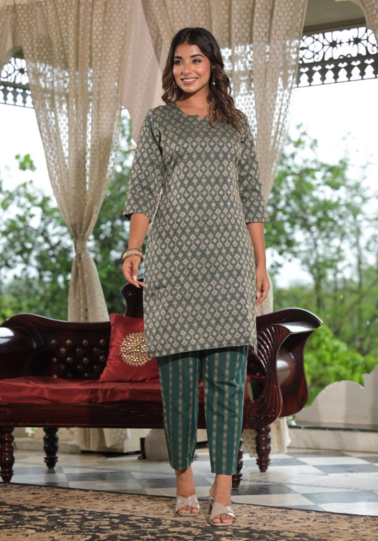 Juniper Women's Green Geometric Printed Cotton Kurta Pant Set With Tassels On Dupatta