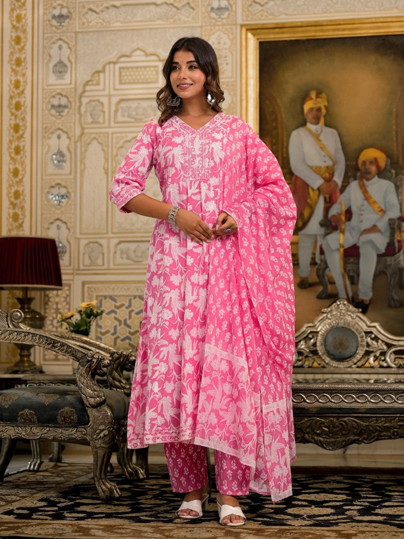 Juniper Women's Pink Floral Printed Liva Rayon Kurta Set With Thread & Mirror Work