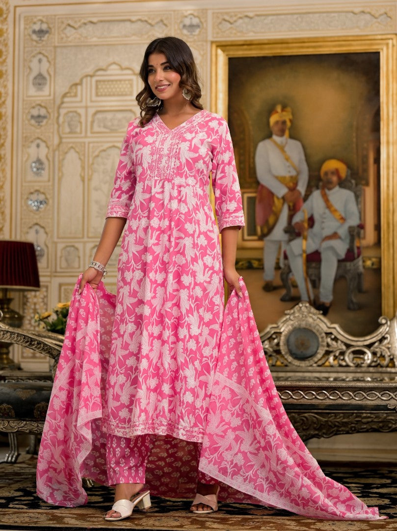Juniper Women's Pink Floral Printed Liva Rayon Kurta Set With Thread & Mirror Work