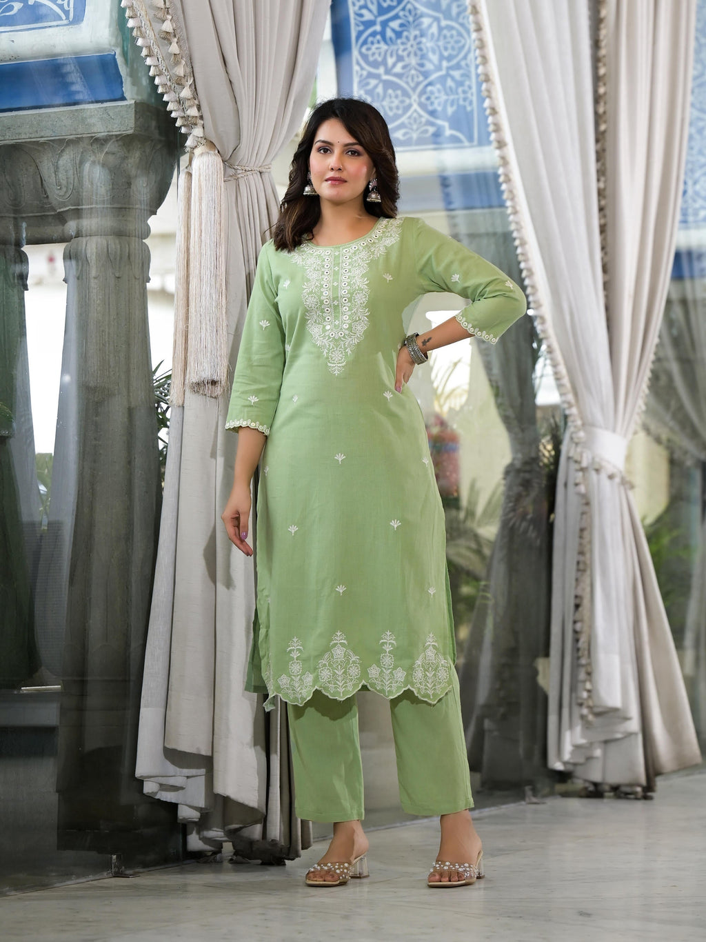 Juniper Women's Green Cotton Blend Solid Kurta Set