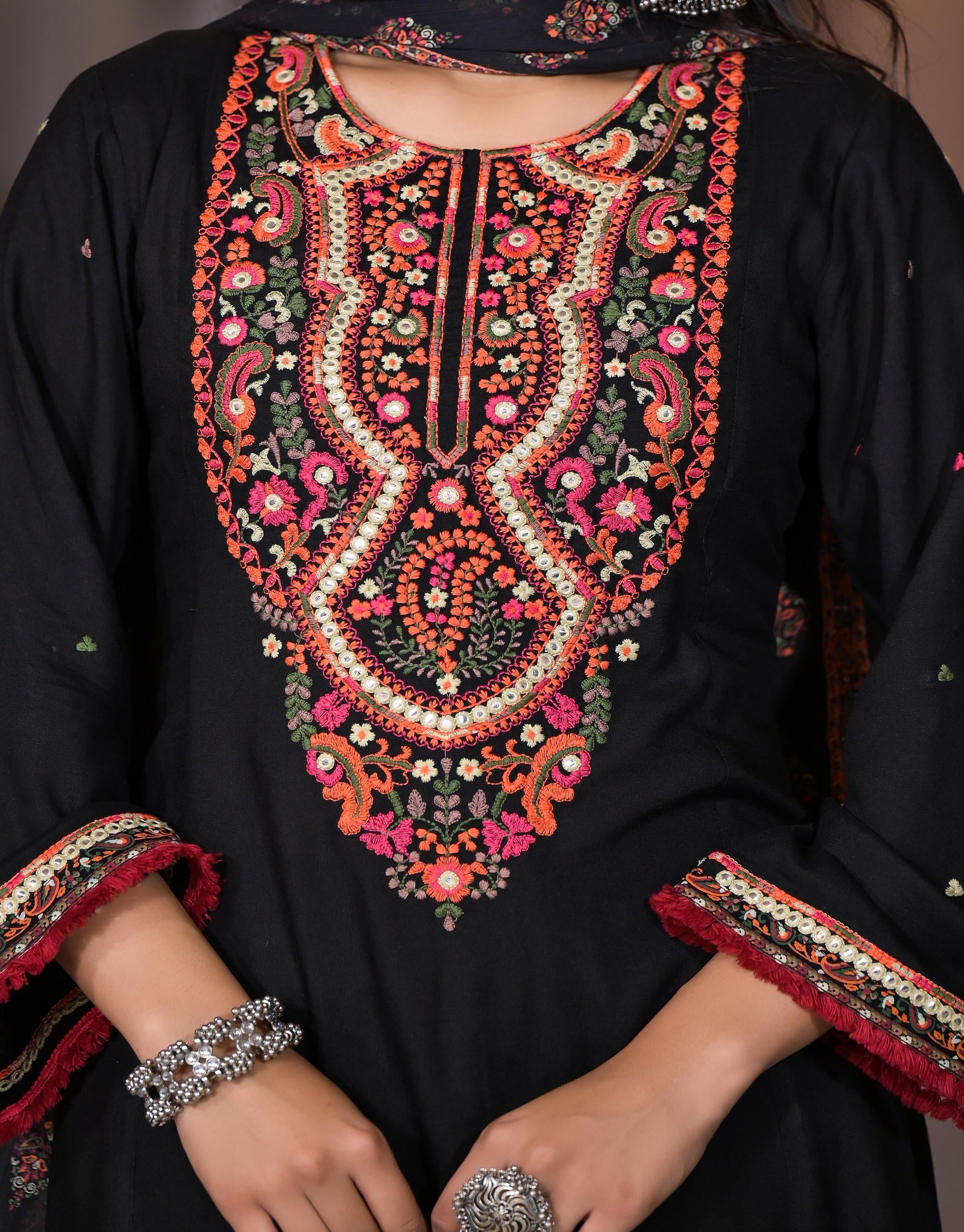 Juniper Women's Black Thread Embroidered Rayon Kurta Set With Mirror Work