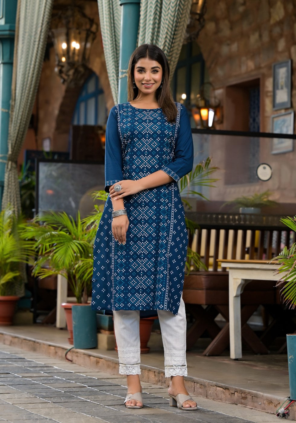 Juniper Women's Teal Ethnic Motif Printed Round Neck Rayon Kurta With Straight Hemline