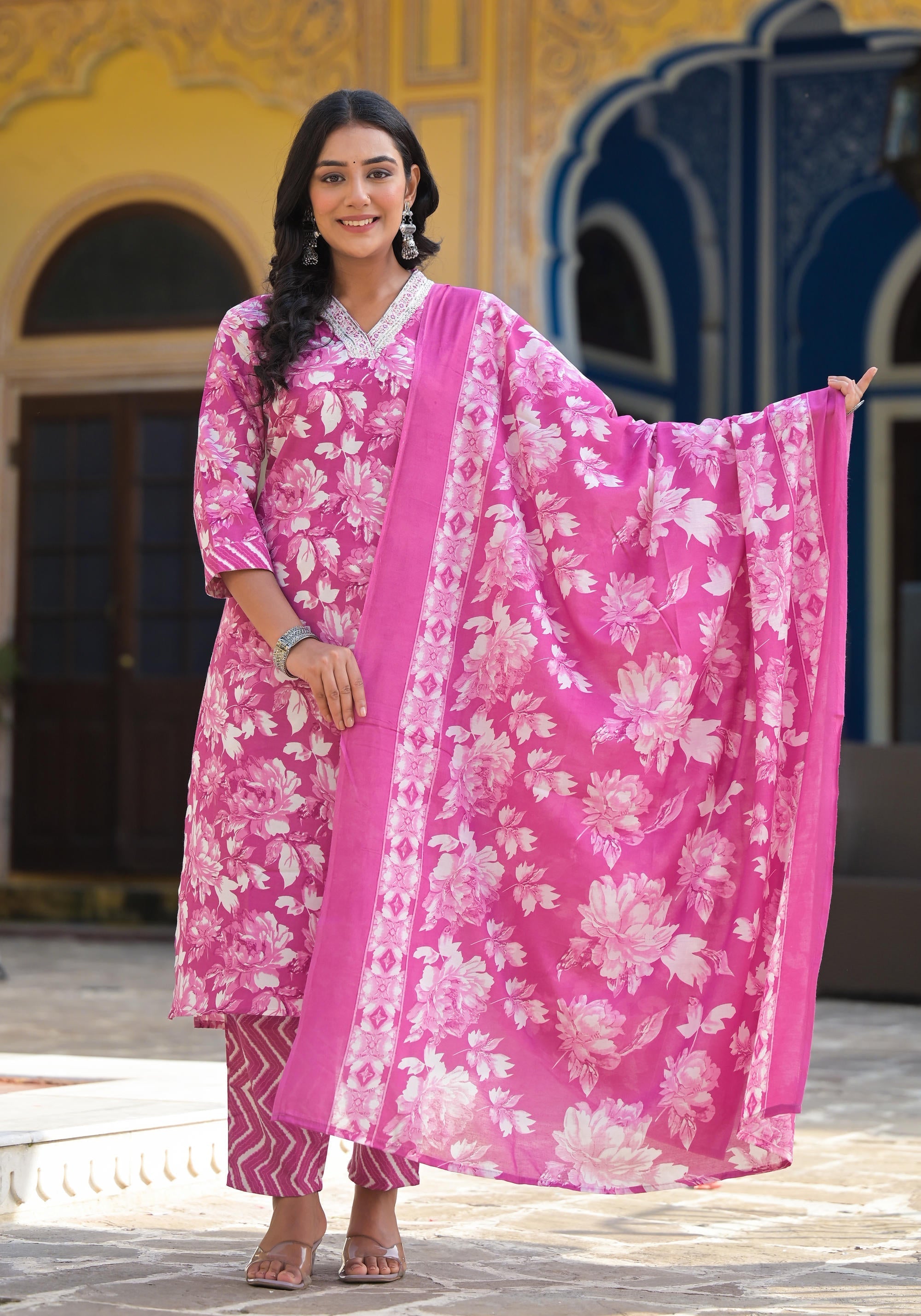 Juniper Women's Pink Cotton Blend Printed Kurta Set