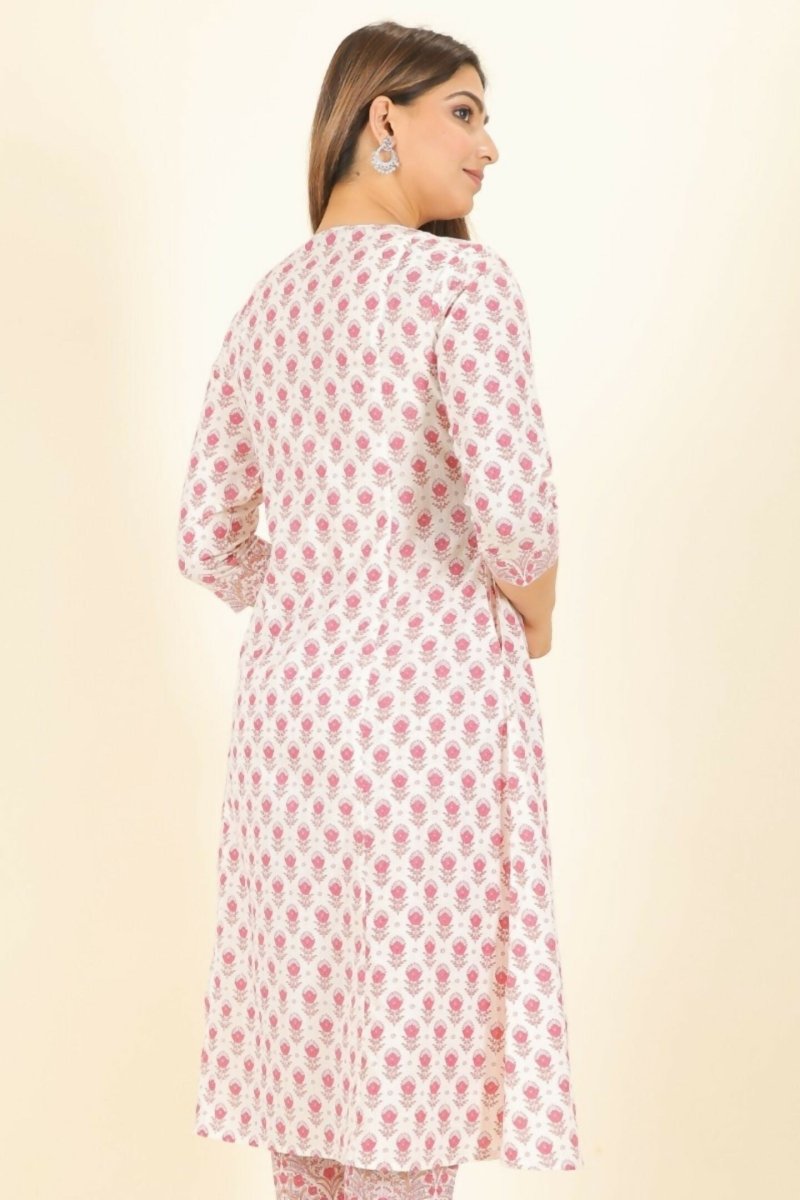 Aramya White Soft Cotton Floral Panelled Kurta for Women