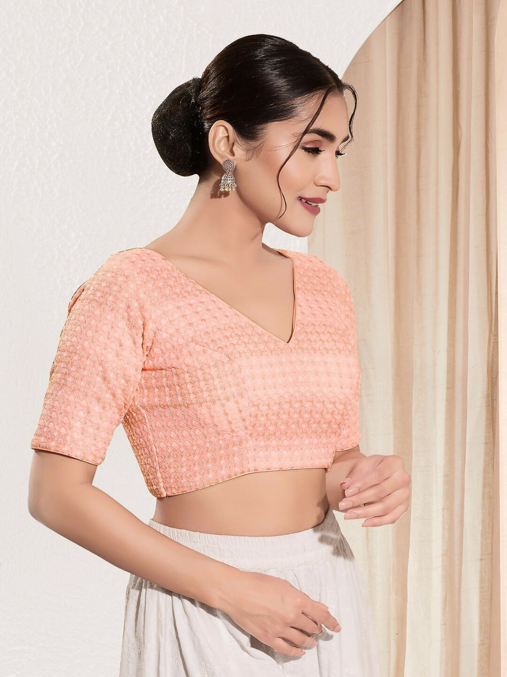 Joban Fashion Peach Crochet Padded Blouse With V Neck Elbow Sleeves