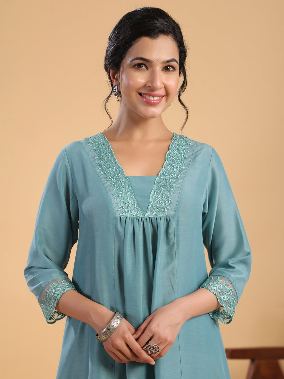 Janasya Gathering Muslin Sage Yoke Embroidery V-Neck Kurta Set