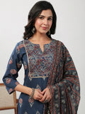 Janasya Regular Cambric Indigo Floral Notch Neck Kurta Set