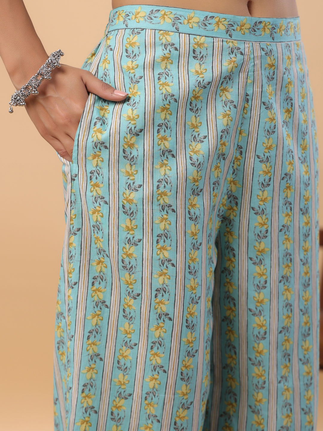 Janasya Regular Cambric Light Blue Floral Notch Neck Set