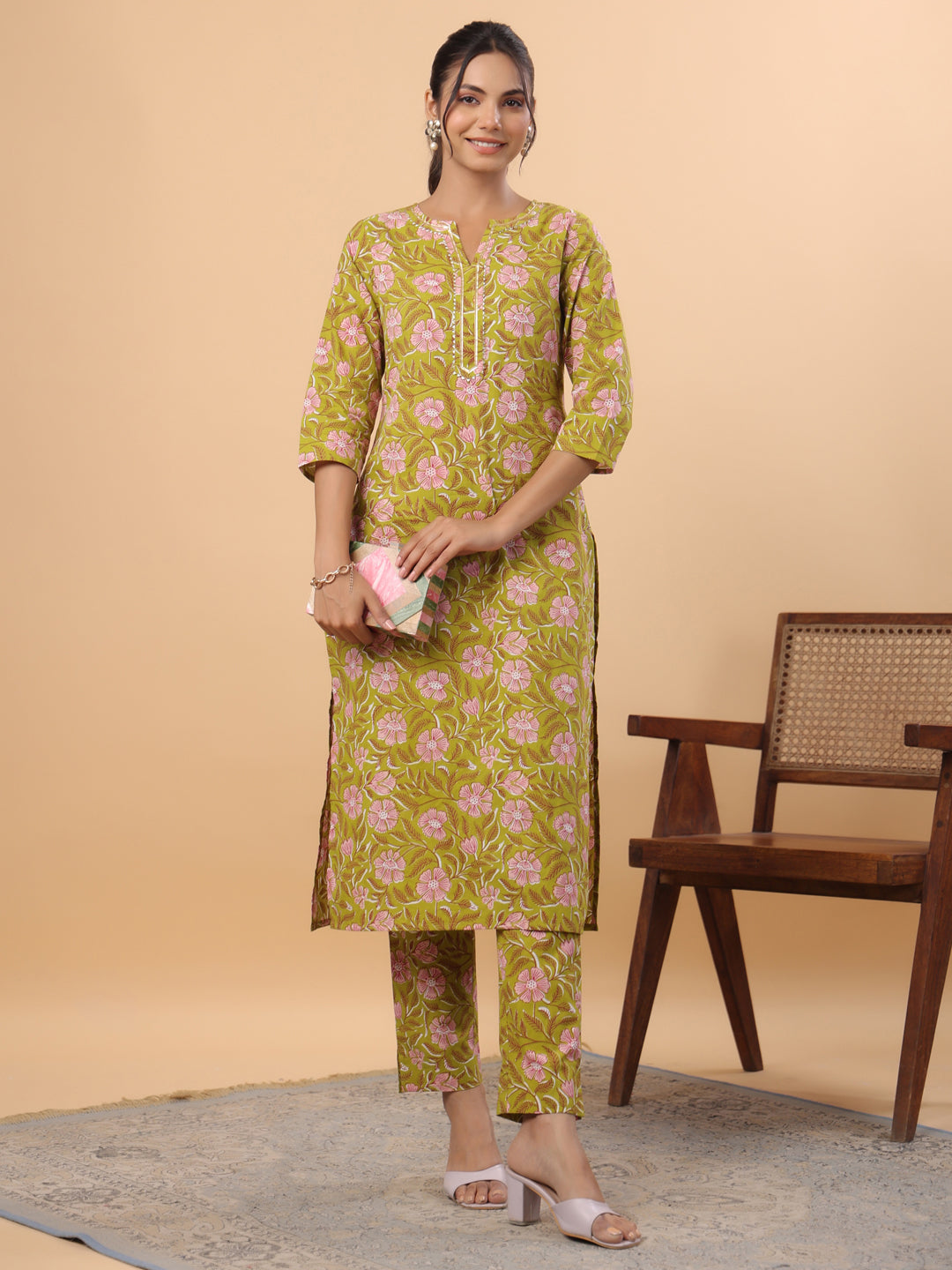 Janasya Regular Cambric Lime Green Floral Round Neck Kurta & Bottom