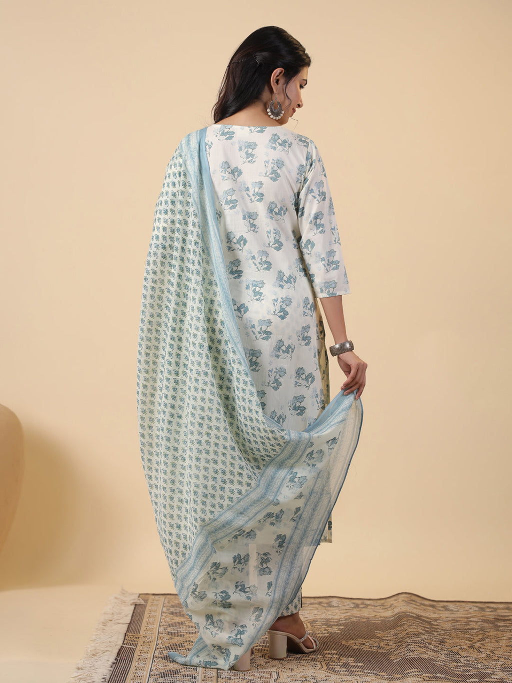 Janasya Bright Cotton Floral Straight Kurta Set