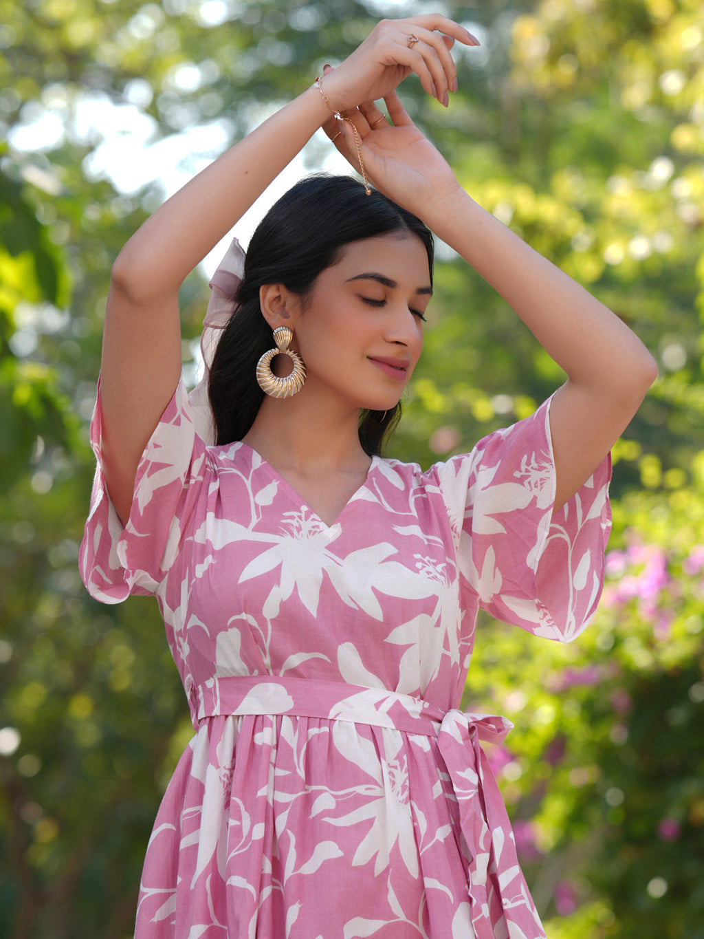 Janasya Light Cotton Floral Tiered Dress