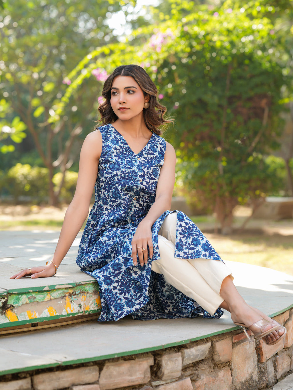 Janasya Dark Cotton Floral A-Line Kurta