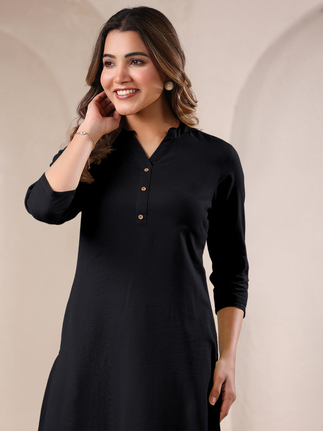 Janasya Light Cotton Solid Straight Kurta