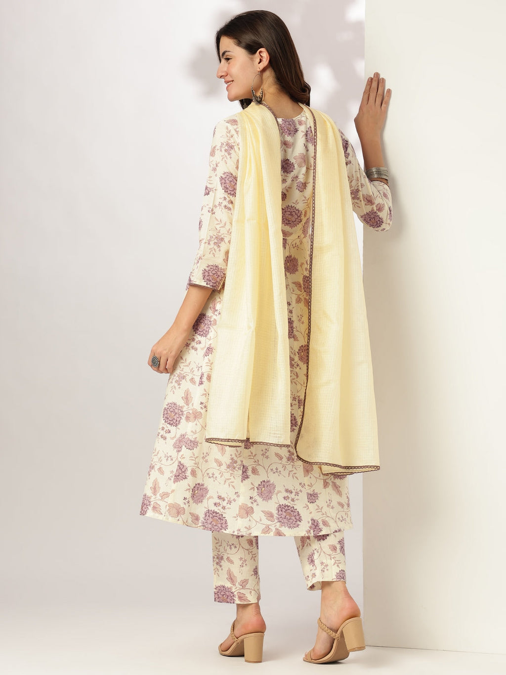 Janasya Light Cotton Floral Anarkali Kurta Set