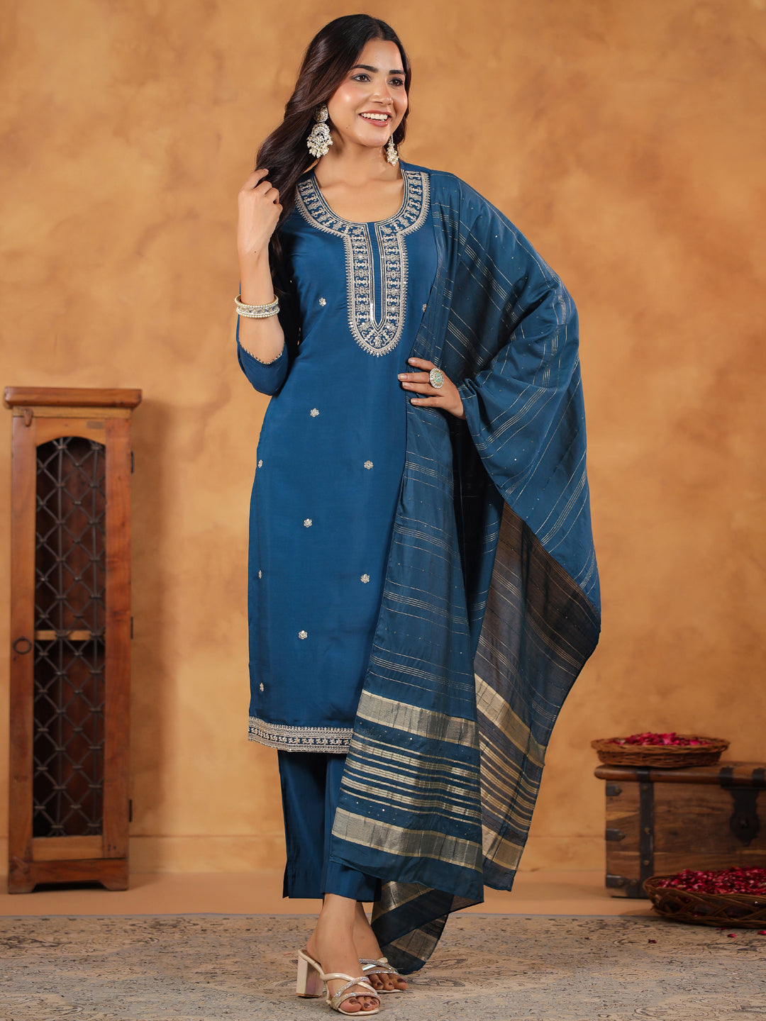 Janasya Dark Chanderi Embroidered Straight Kurta Set