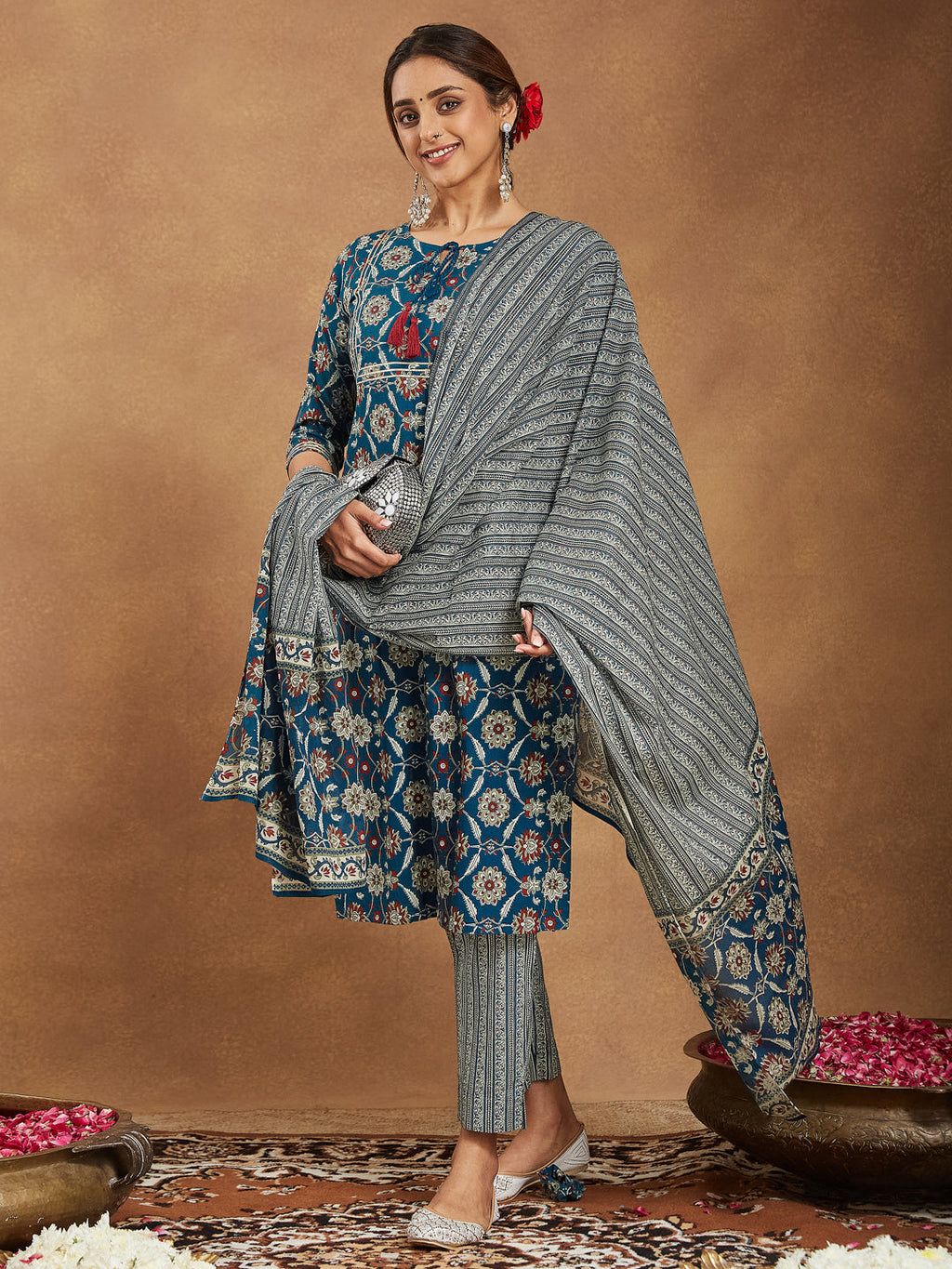 Janasya Bright Cotton Floral Straight Kurta Set