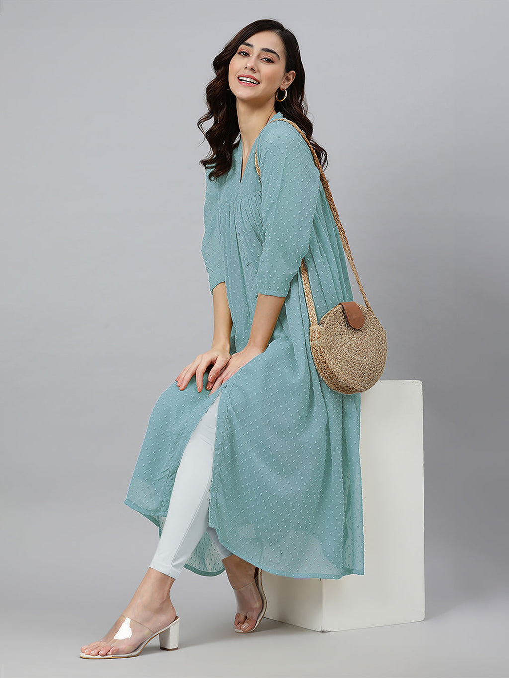 Janasya Light Dobby Chiffon Self Design Flared Kurta