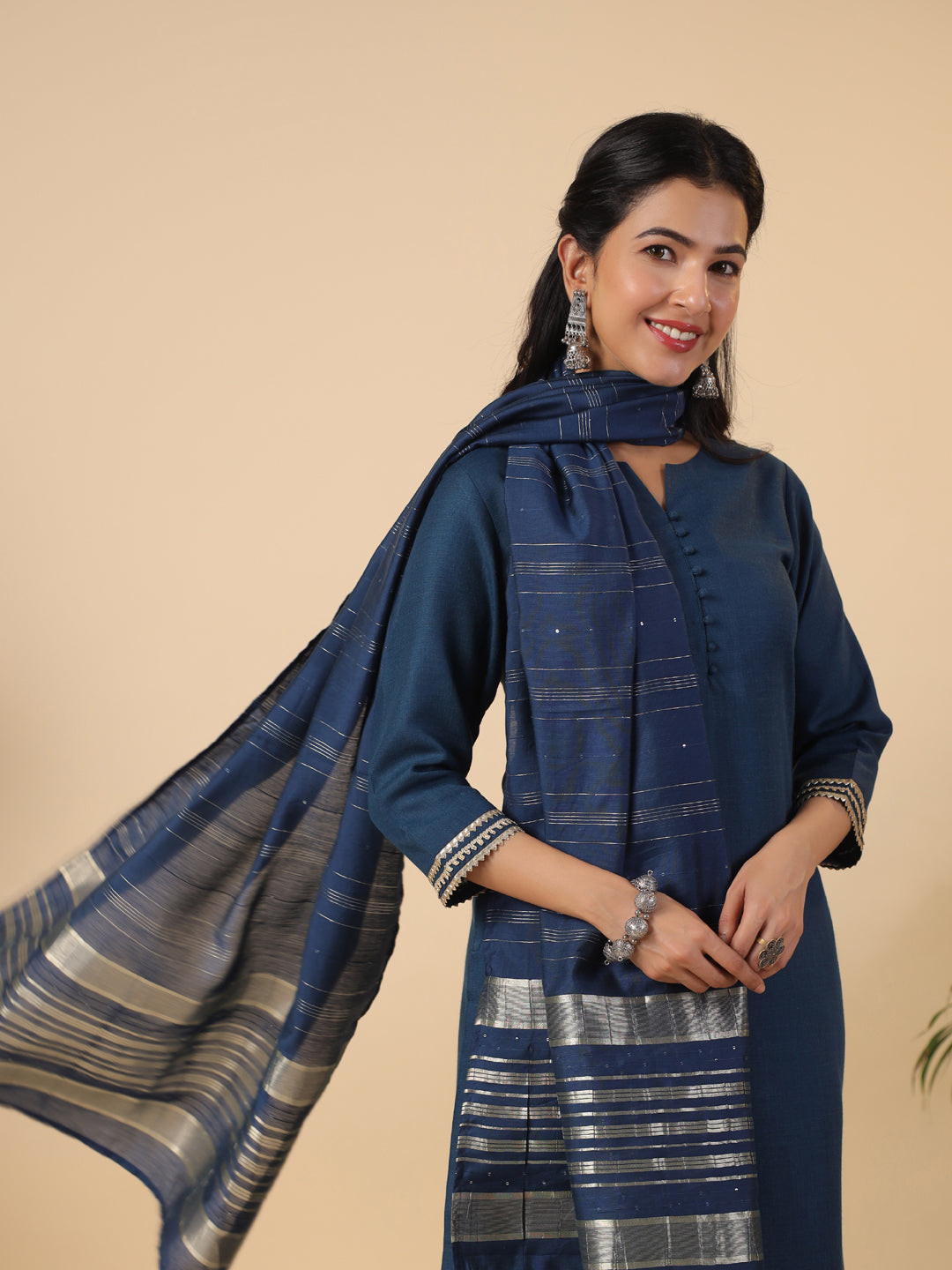 Janasya Dark Cotton Blend Solid Straight Kurta Set