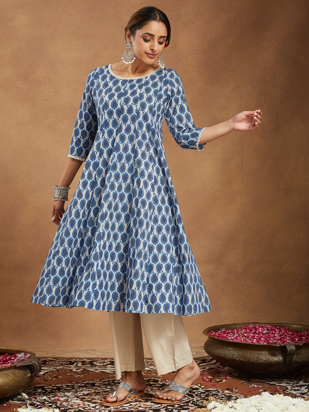 Janasya Dark Cotton Paisley Anarkali Kurta Set