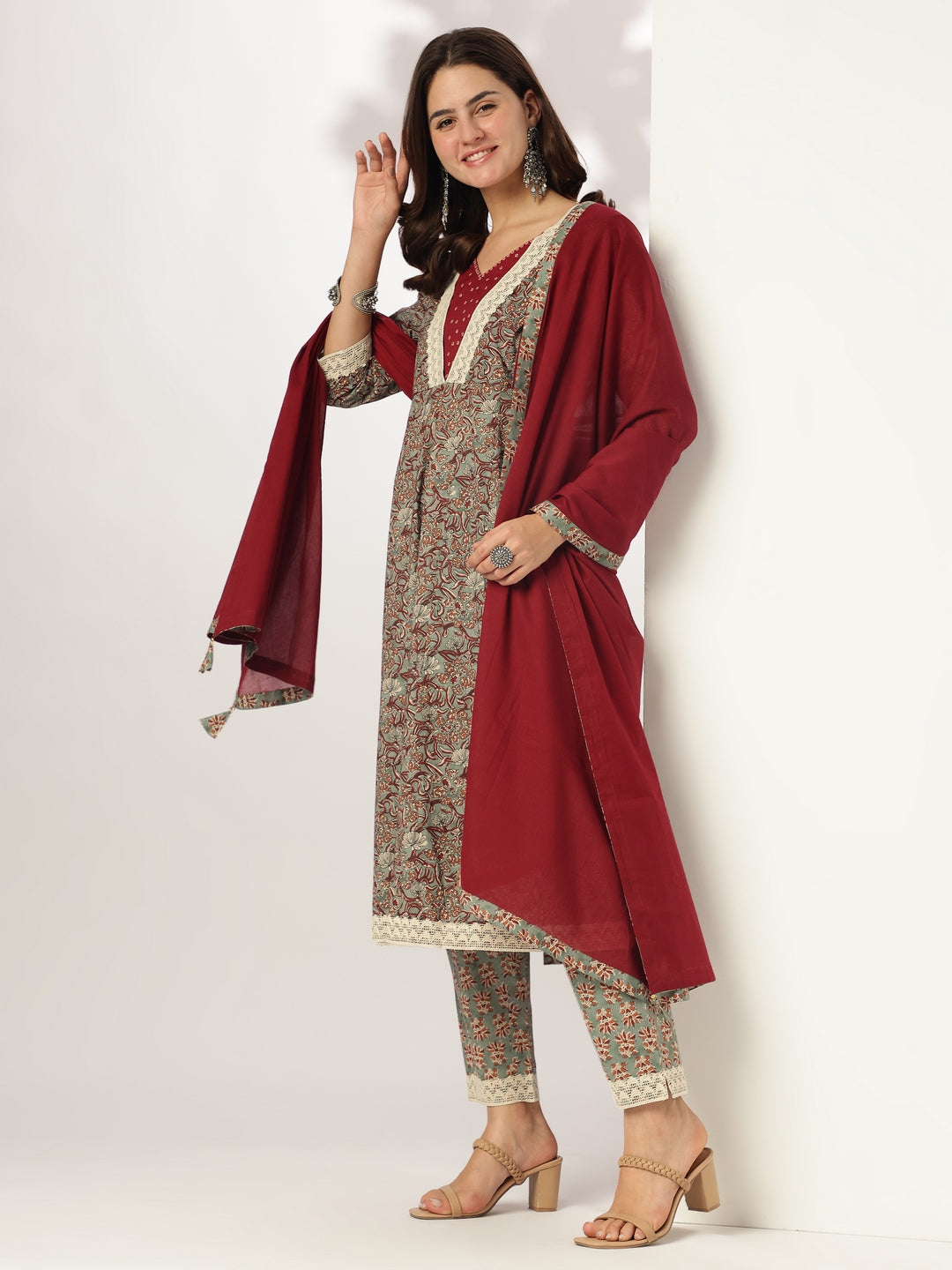 Janasya Light Cotton Floral Anarkali Kurta Set