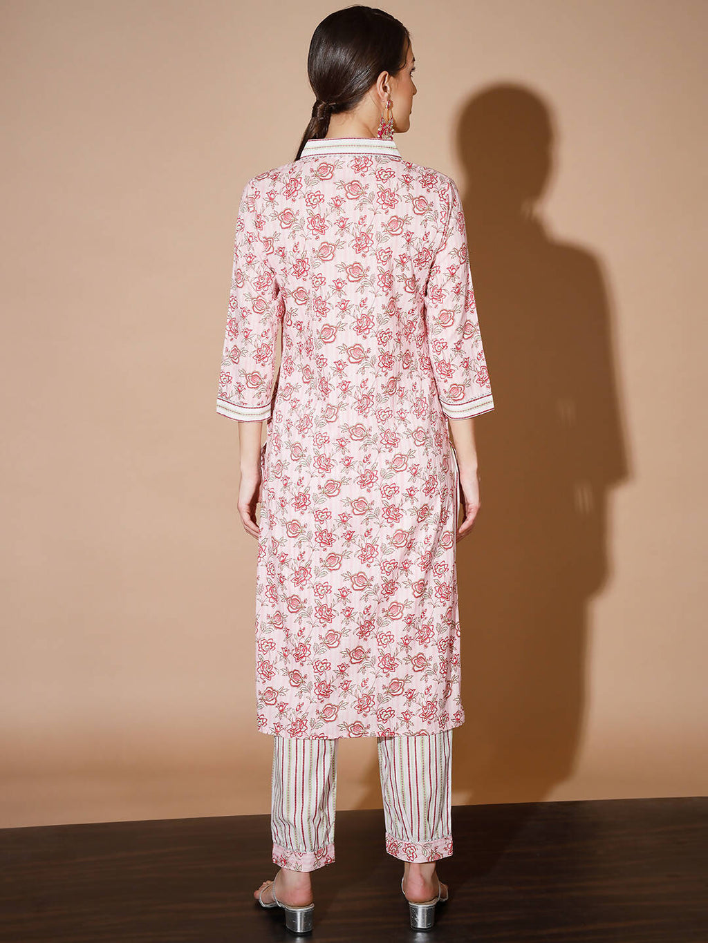 Myshka Women Pink Floral Kurta & Trousers