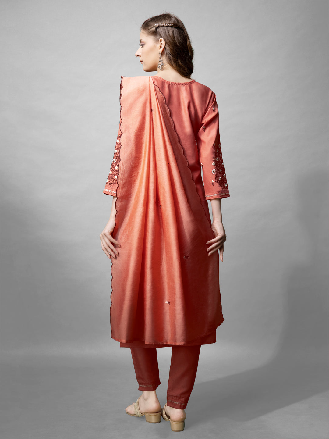 Jyoti Fashion Women's Coral Cotton Blend Embroidered Kurta Set