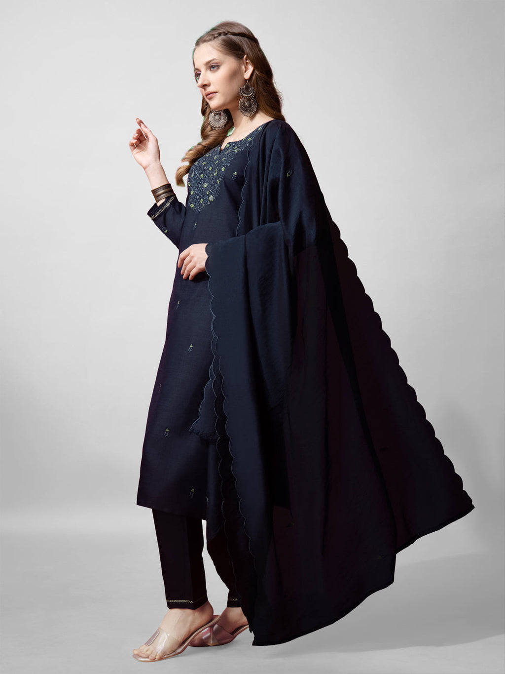 Jyoti Fashion Women's Navy Blue Cotton Blend Embroidered Kurta Set