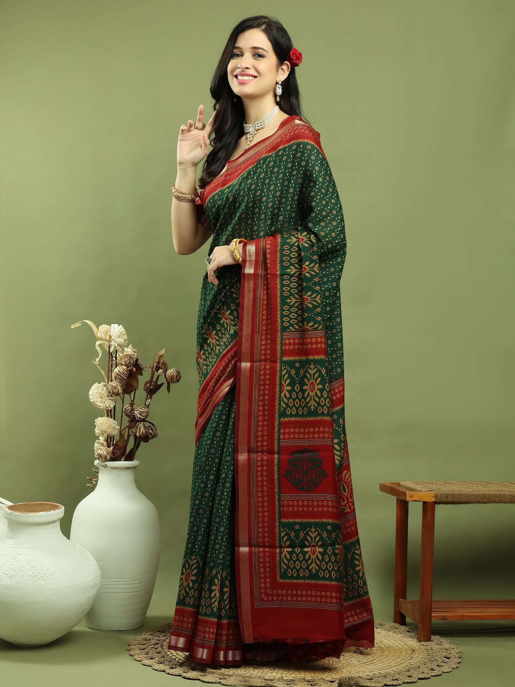 Jyoti Fashion Women's Green Silk Blend Ikat Floral Print with Jari Border Saree with Blouse