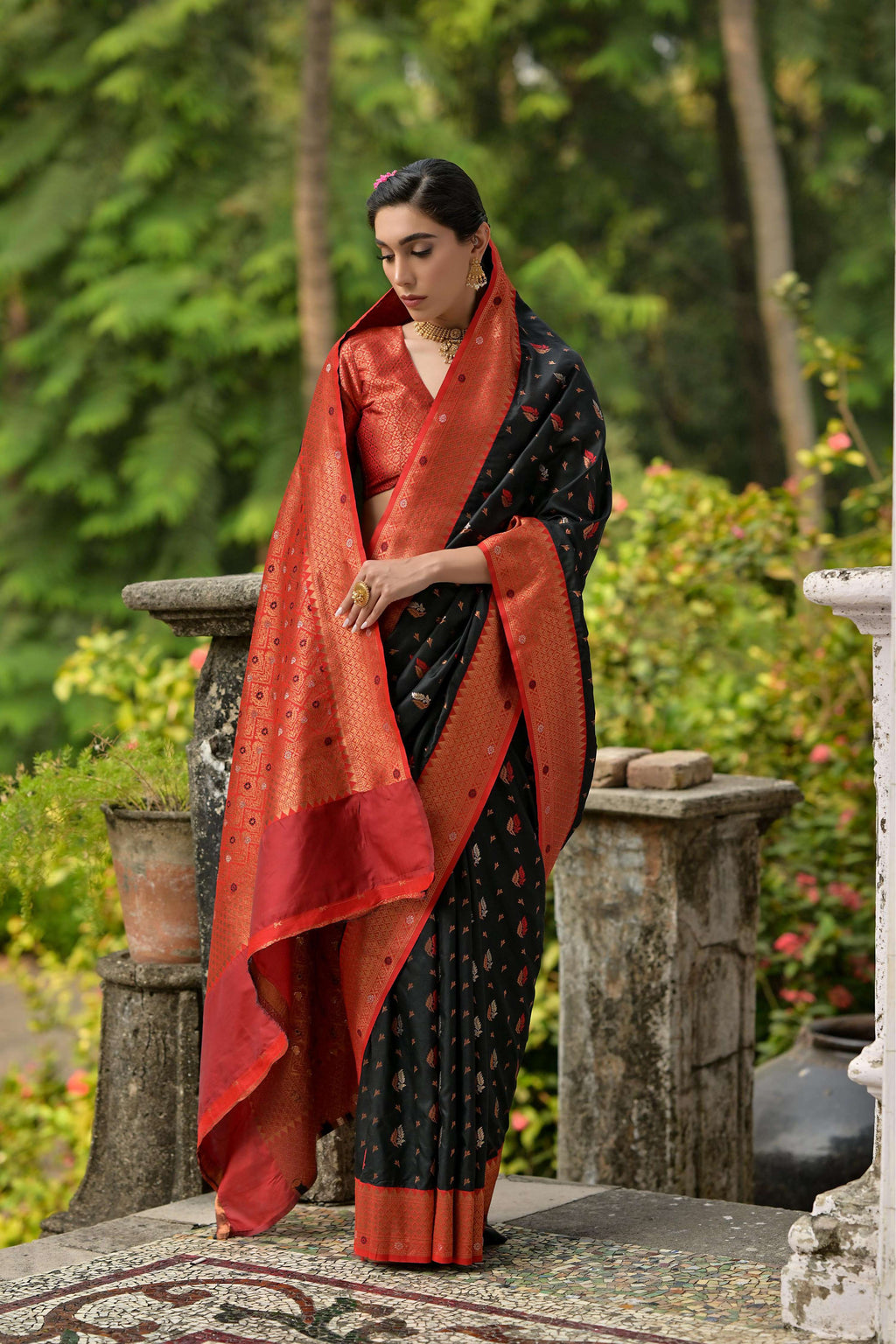 Jyoti Fashion Women's Black Banarasi Silk Zari Woven Traditional Saree with Blouse