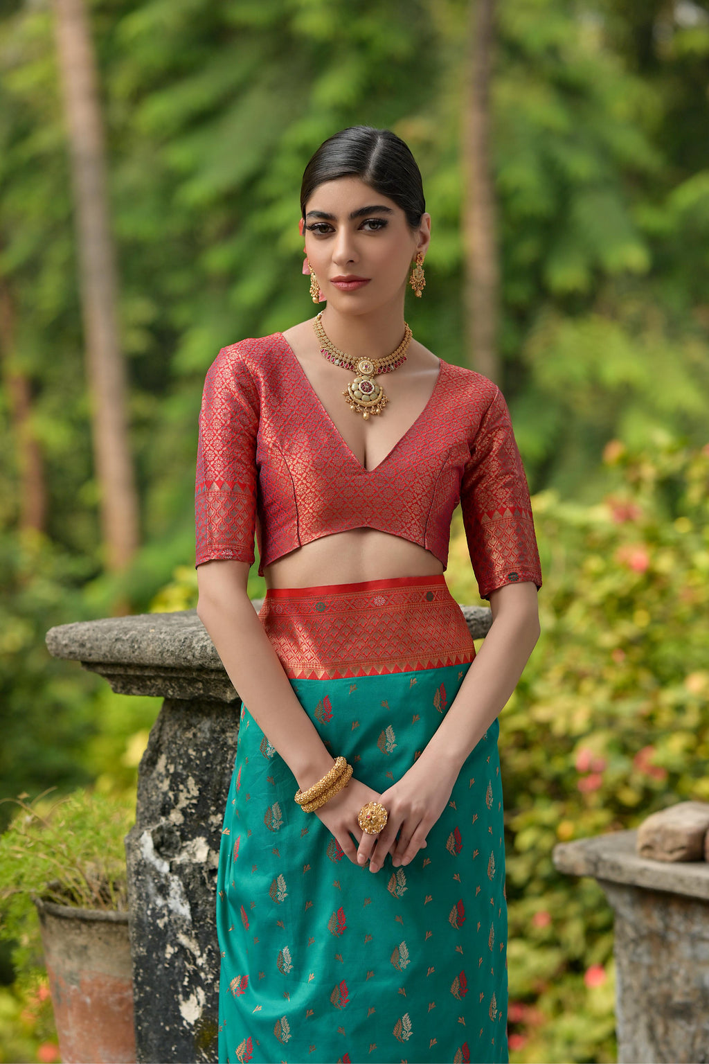 Jyoti Fashion Women's Rama Banarasi Silk Zari Woven Traditional Saree with Blouse
