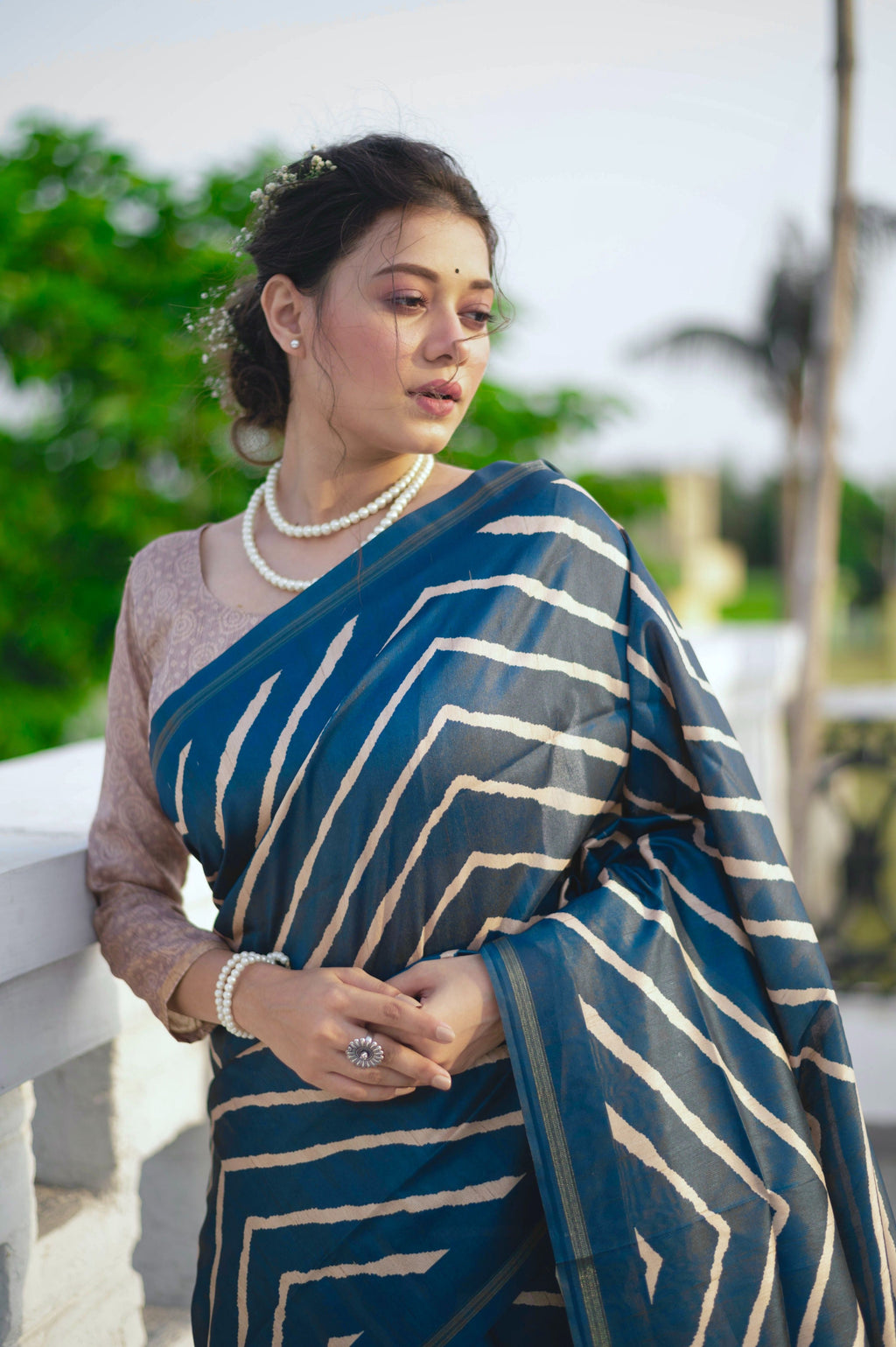 Jyoti Fashion Women's Blue Tussar Silk Leheriya Print with Zari Border Saree with Blouse