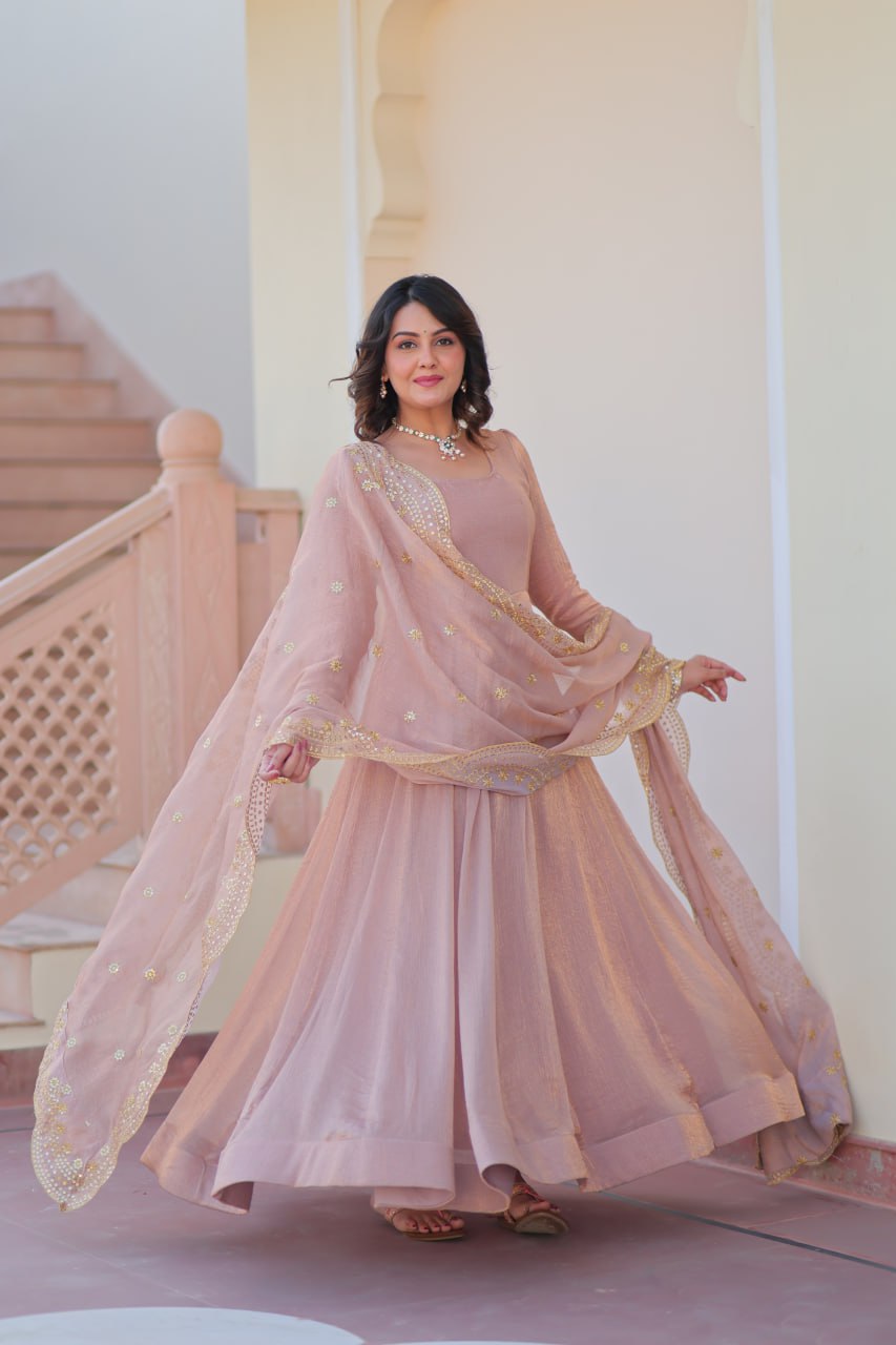 Jyoti Fashion Women's Peach Fendi Chiffon Designer Anarkali Set With Dupatta