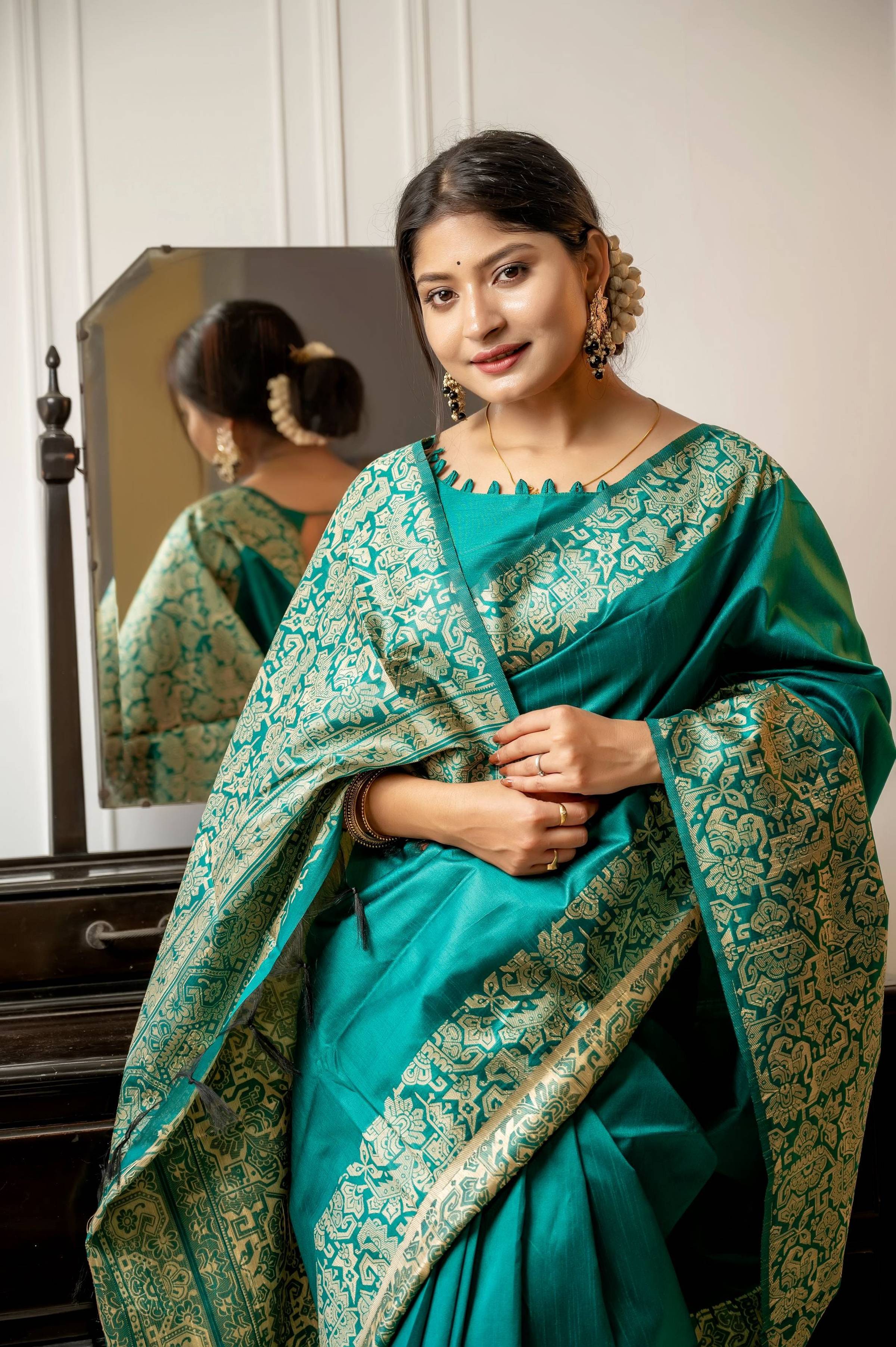 Jyoti Fashion Women's Rama Handloom Raw Silk Weaving Designer Saree with Blouse