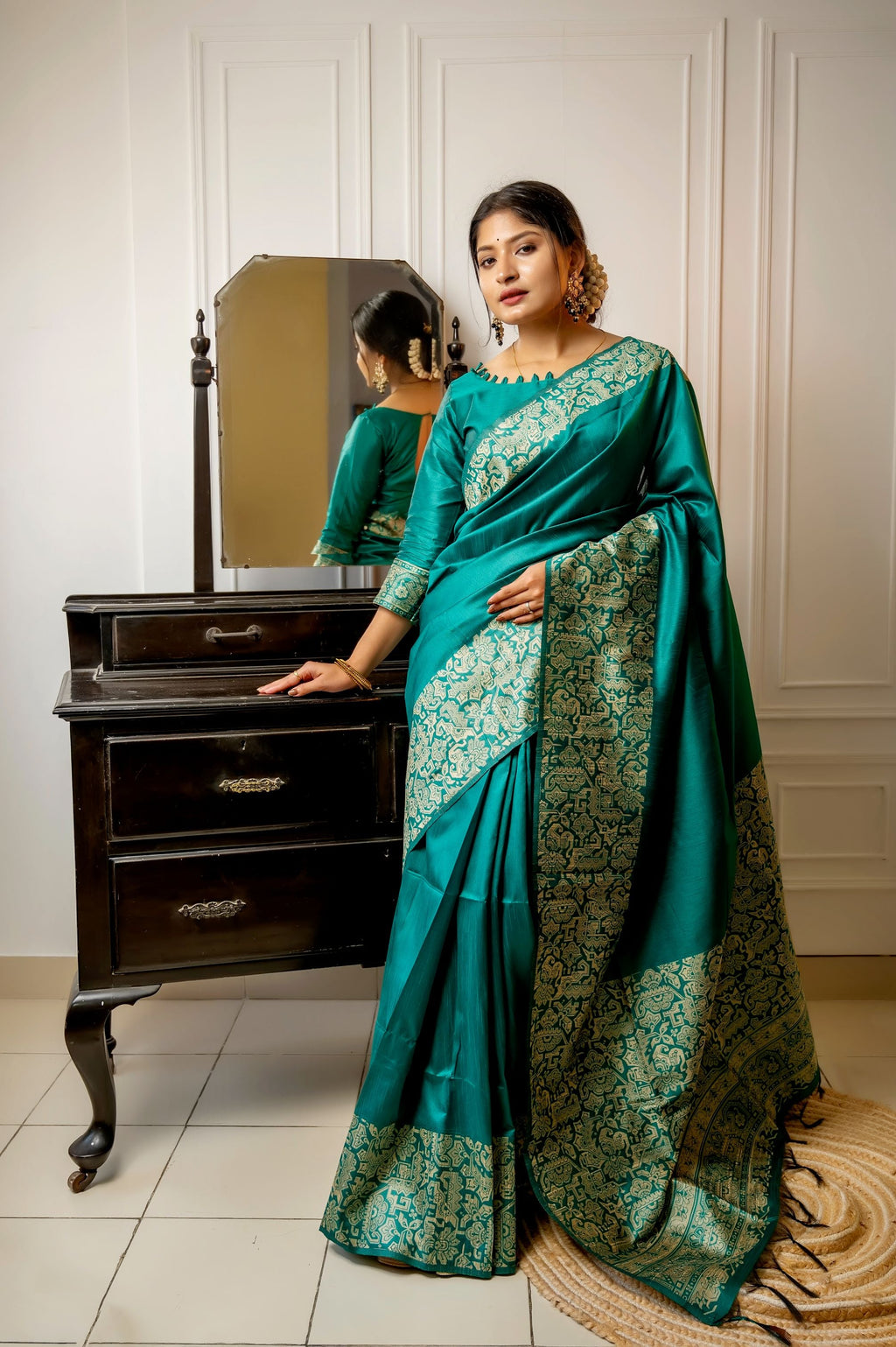 Jyoti Fashion Women's Rama Handloom Raw Silk Weaving Designer Saree with Blouse