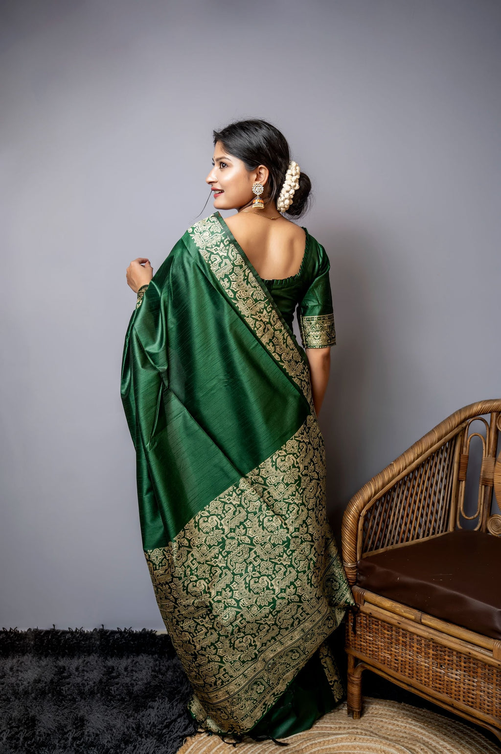 Jyoti Fashion Women's Bottle Green Handloom Raw Silk Weaving Designer Saree with Blouse