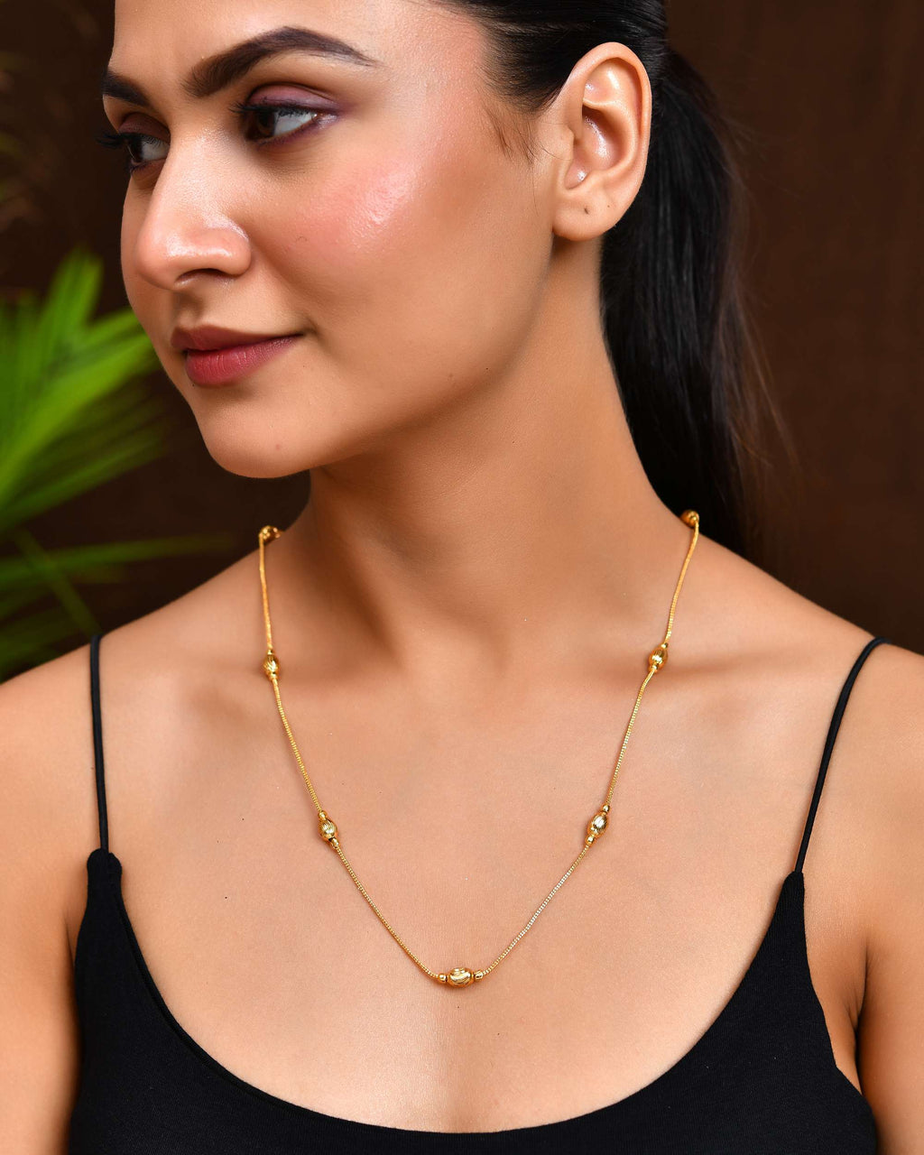 Jewels Nest Designer Oval Bead Chain in Gold Finish
