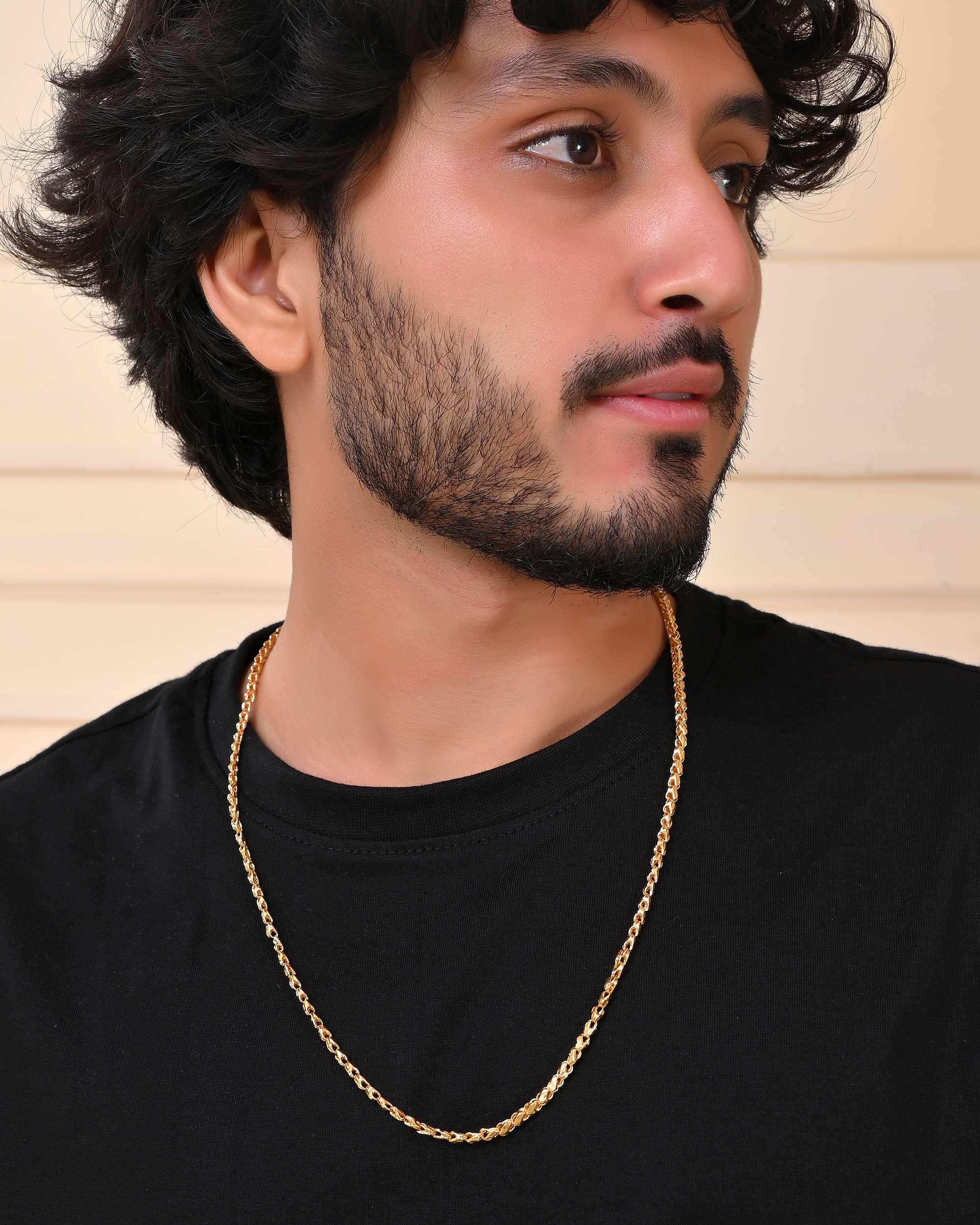 Jewels Nest Premium Spiral Gold Chain – Daily Wear with Luxury Appeal