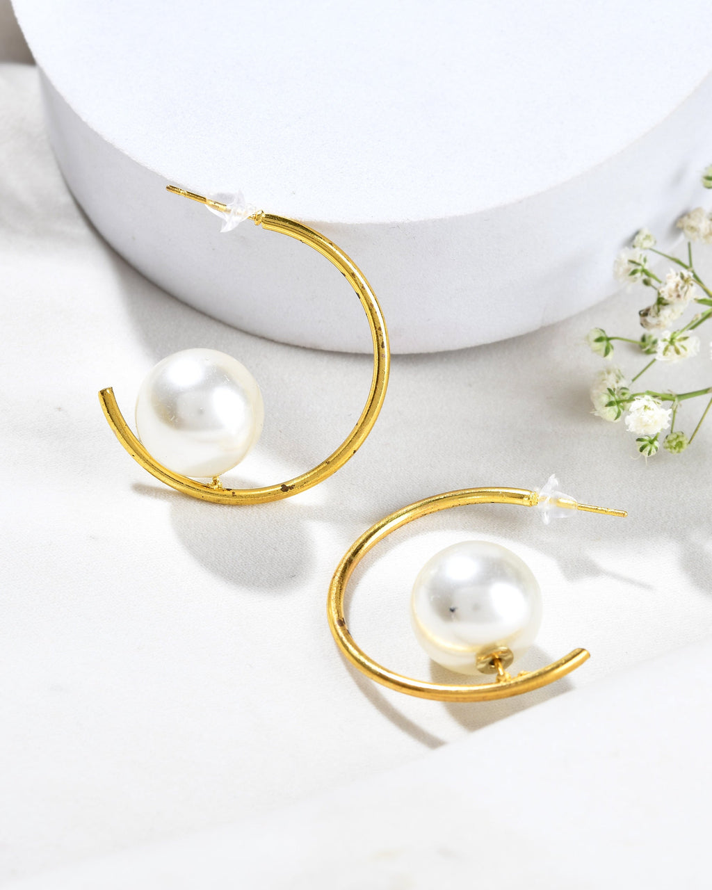 Jewels Nest Golden Halo Pearl Hoops