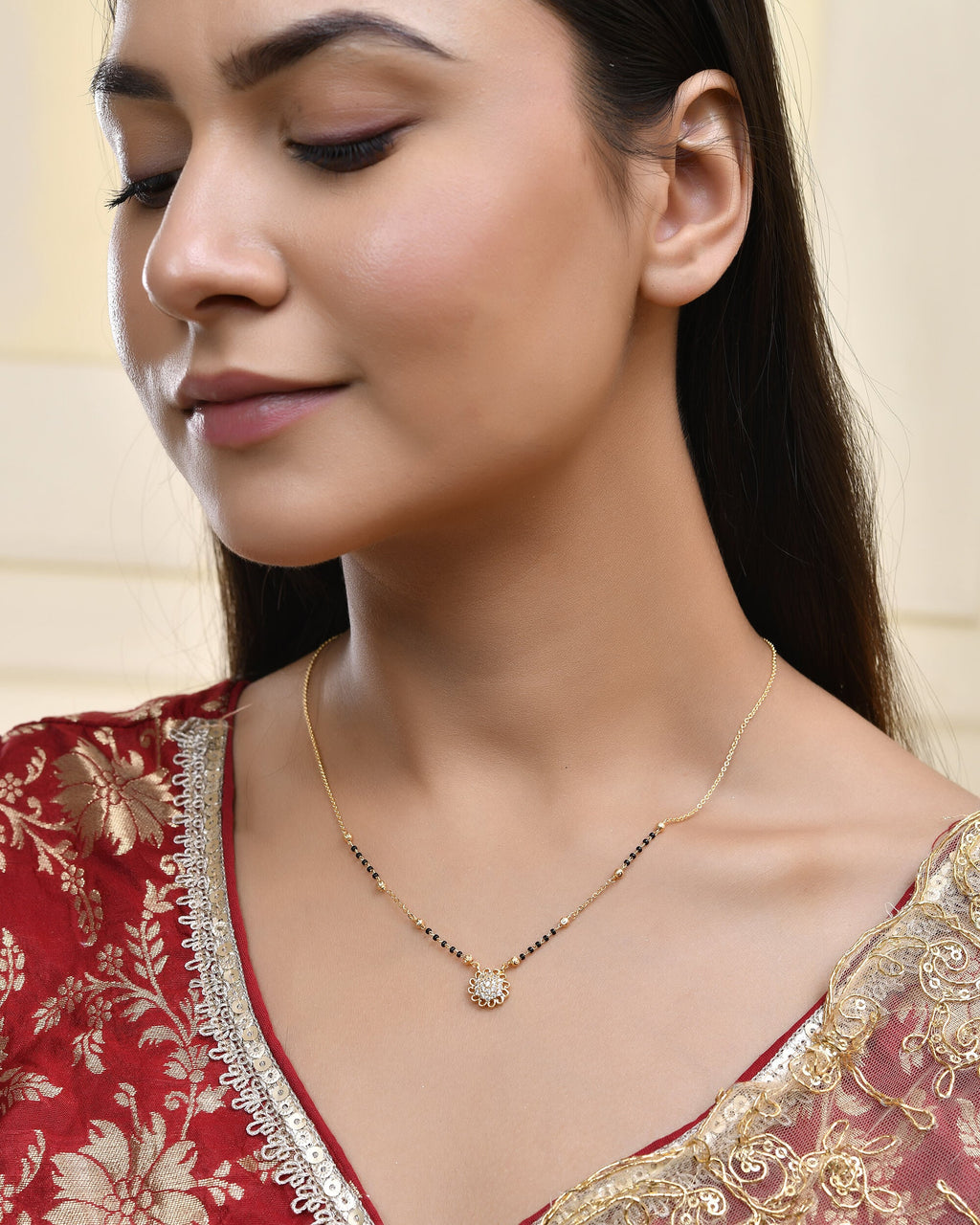 Jewels Nest Floral Bloom Gold-Polished Mangal Sutra