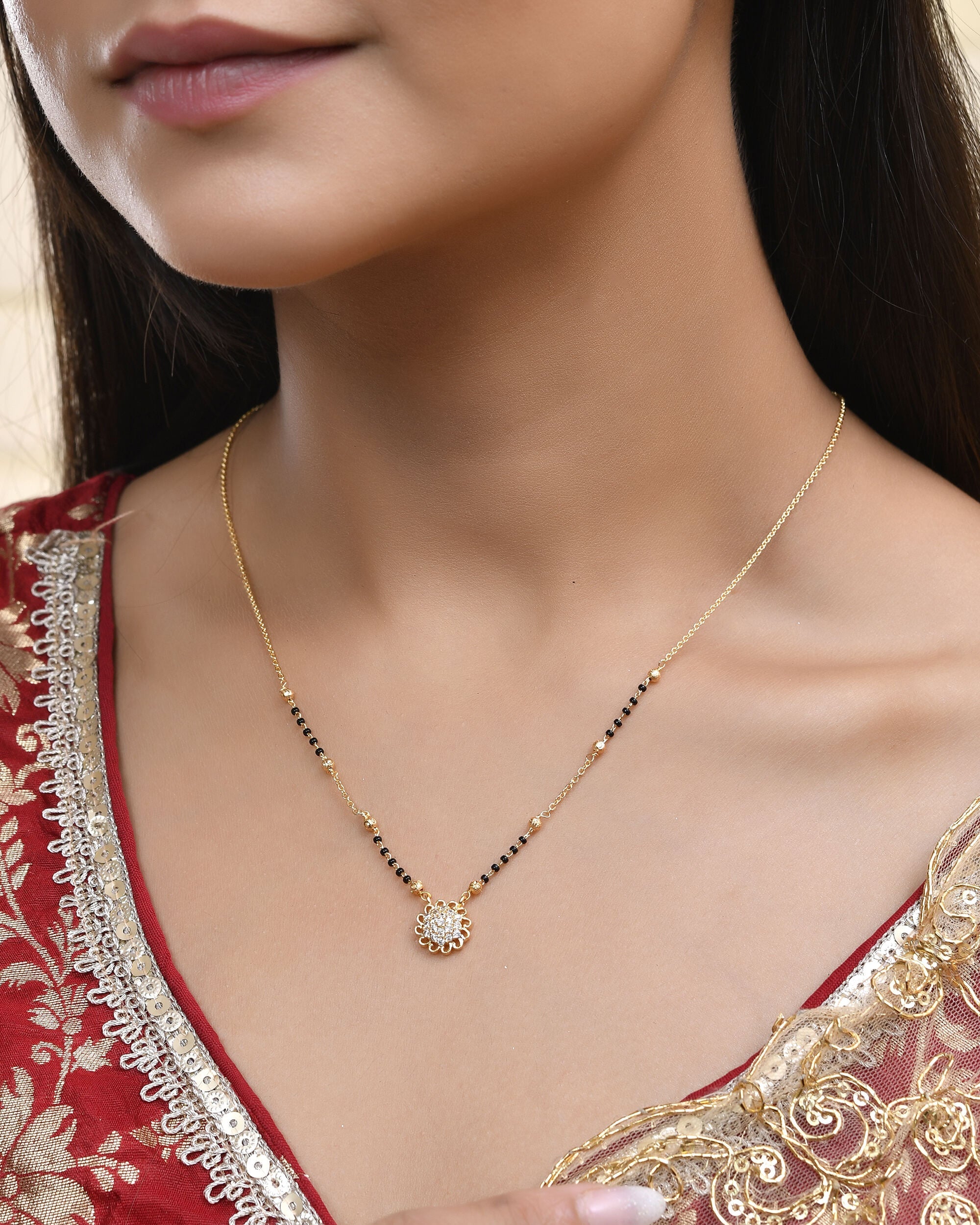 Jewels Nest Floral Bloom Gold-Polished Mangal Sutra