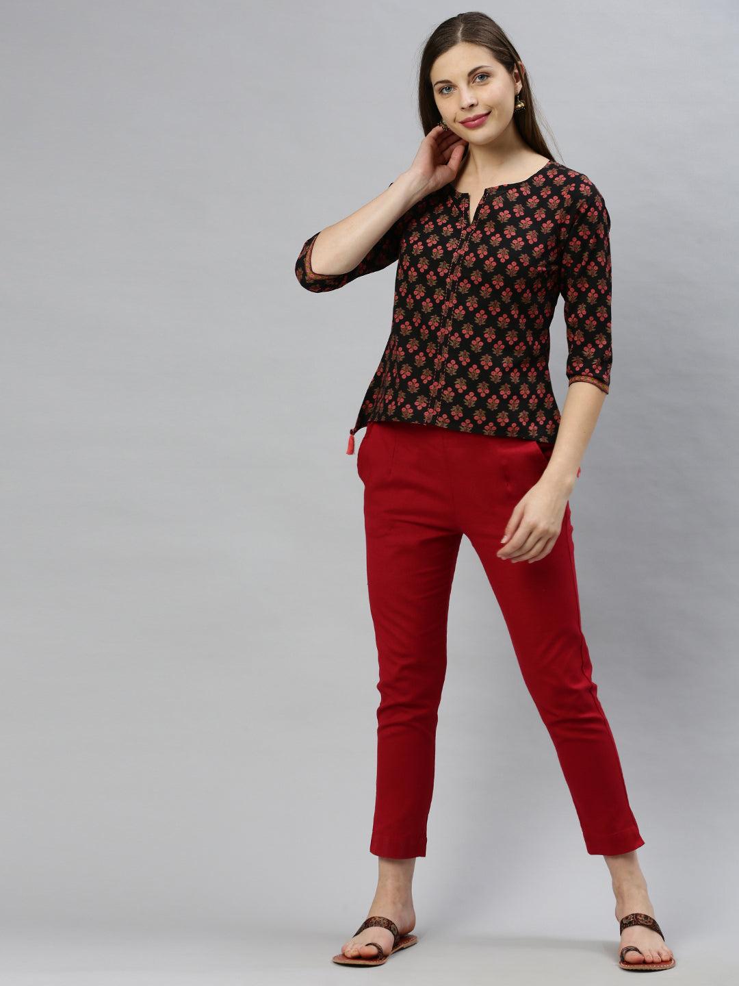 Janasya Women's Black Cotton Floral Print Regular Top