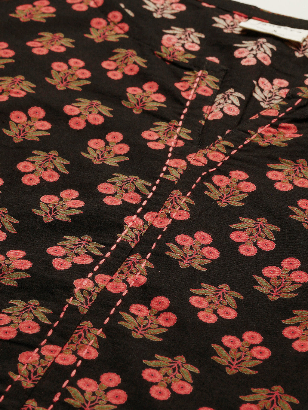 Janasya Women's Black Cotton Floral Print Regular Top