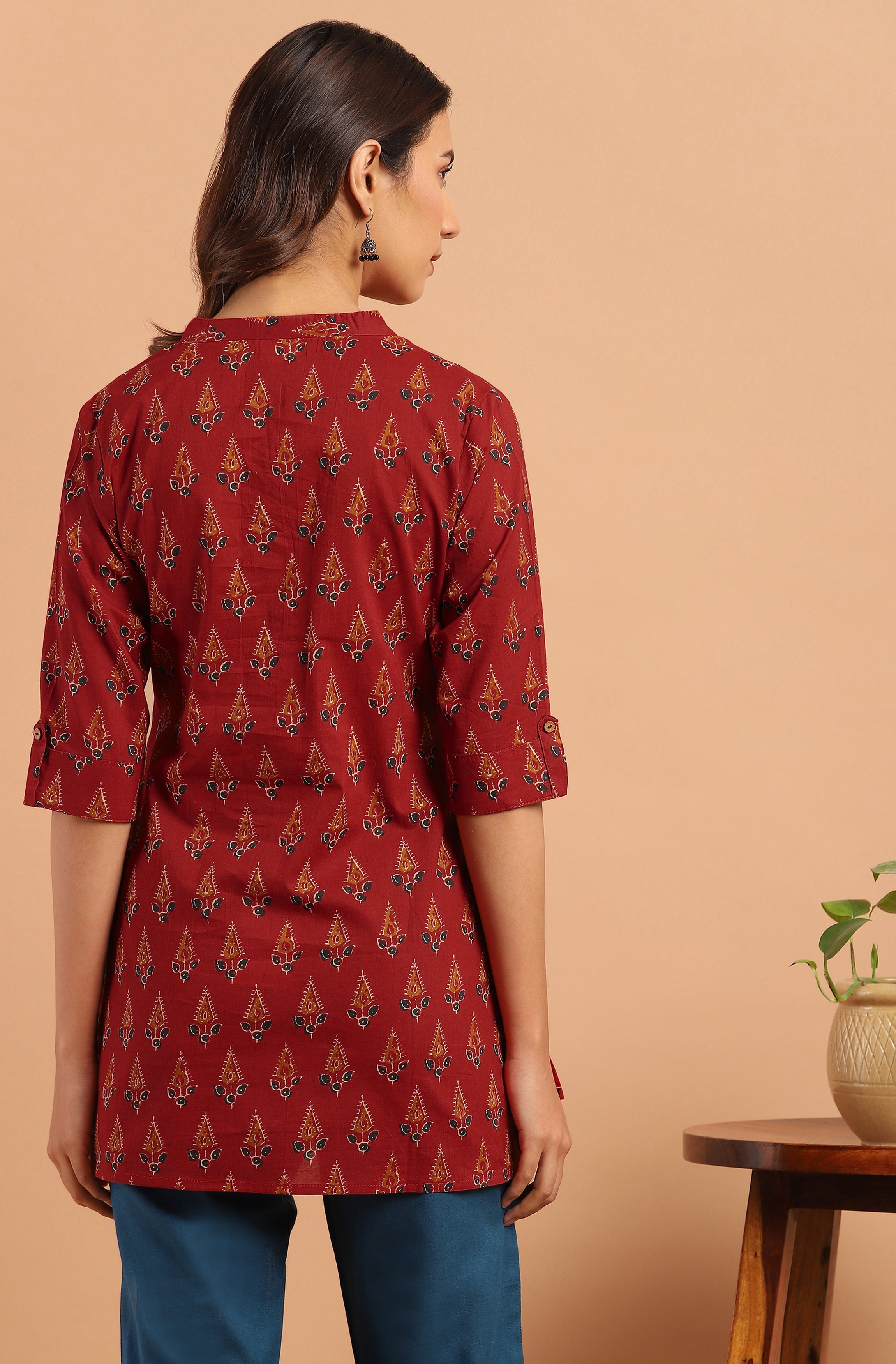 Janasya Women's Red Cotton Ethnic Motifs Straight Tunic